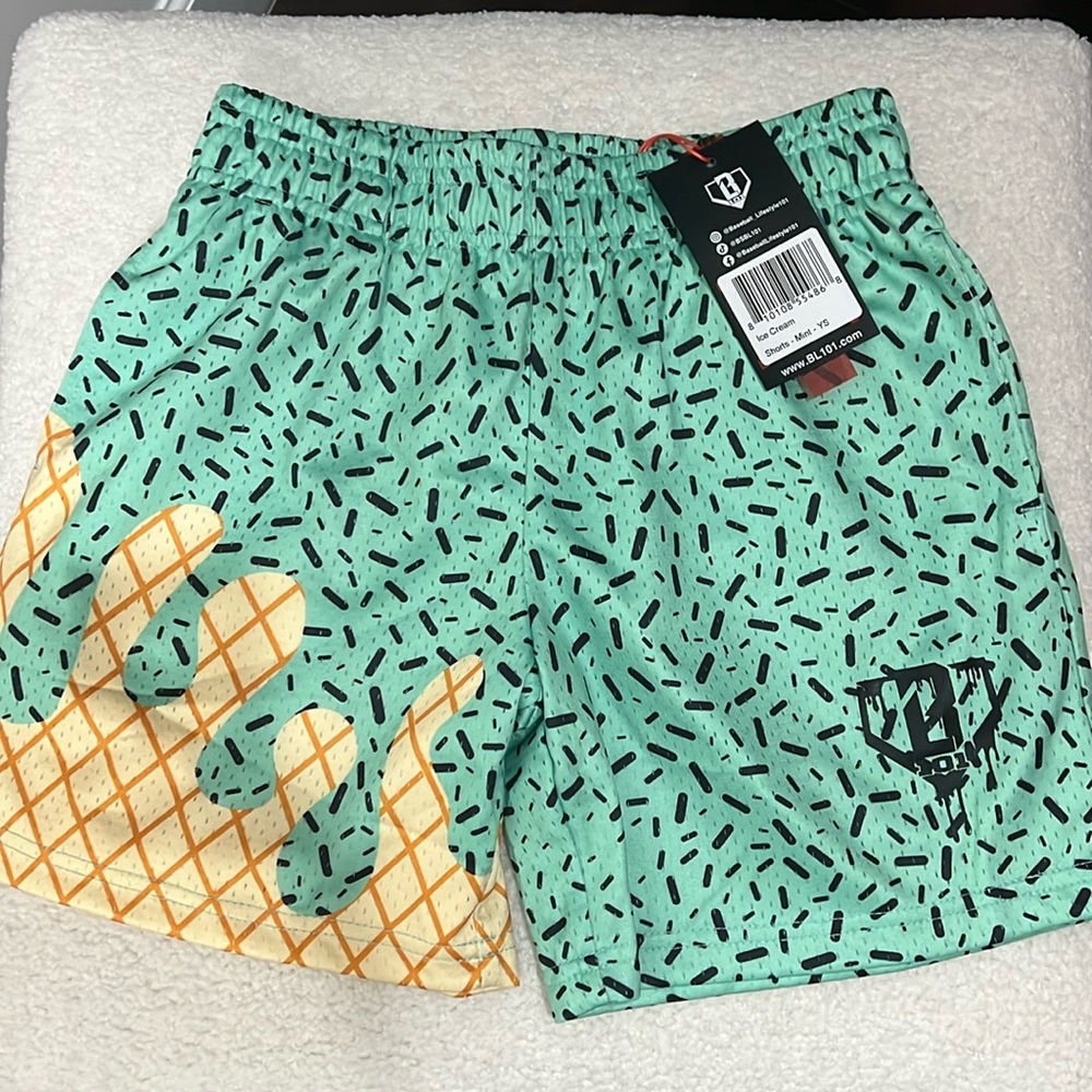 Baseball Lifestyle 101 | Youth Small | Mint Ice Cream Shorts | New With Tags